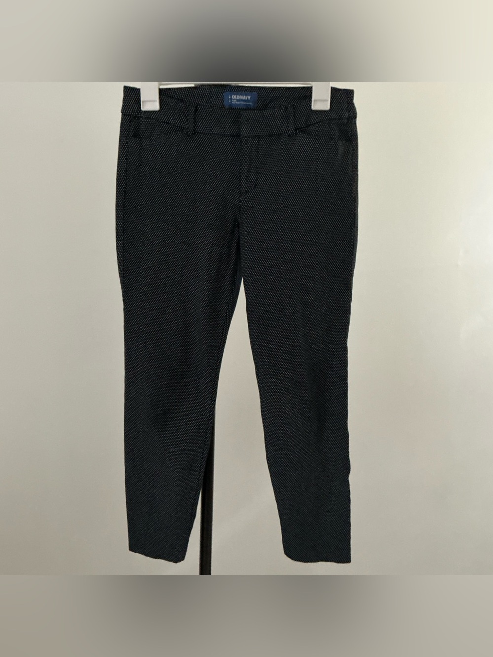Old Navy Pixie Ankle Pants Women’s Size 4 Regular – Black Polka Dot